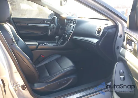 2017 Nissan Maxima 3.5 Sv z USA, uszkodzony, nr VIN 1N4AA6AP0HC388928